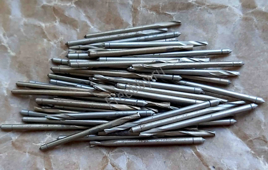 Фреза шпоночная 2 мм, ц/х, Z2, Р6М5, 36/4 мм, ГОСТ 9140-78, СССР.