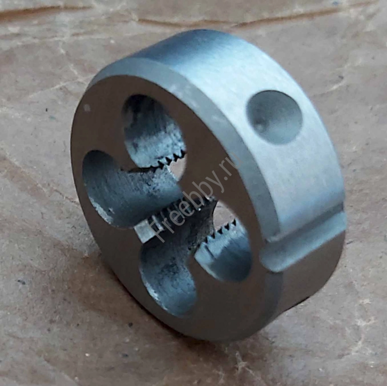 Плашка левая М10х1LH, 9ХС, 30/11 мм, мелкий шаг, ГОСТ 9740-71