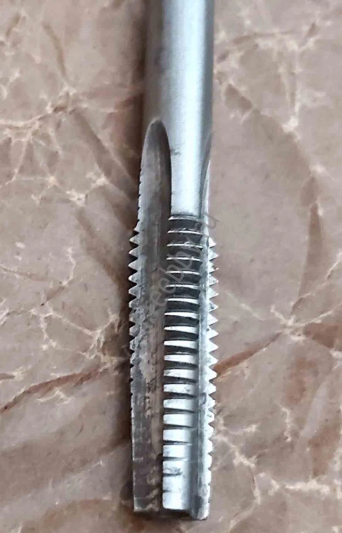 Метчик гаечный М10х1,5, длинный, Р6М5, 250/30 мм, основной шаг, 2640-0