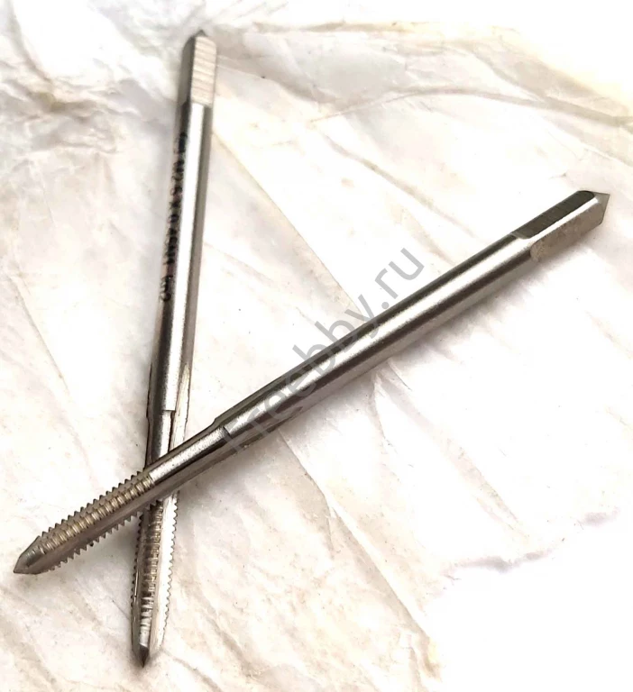 Метчик М2,5х0,45; к-т, м/р, Р6М5, 44/9 мм, основной шаг, ГОСТ 3266-81.