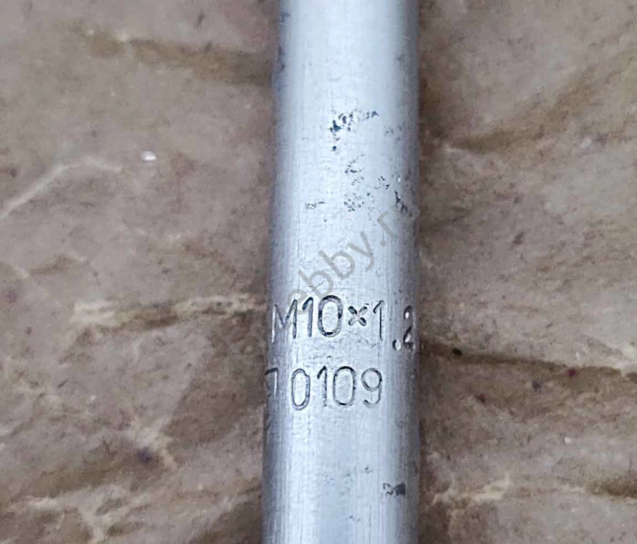 Метчик гаечный М10х1, Р6М5, прямой хвост, 160/20 мм, мелк шаг, СССР.