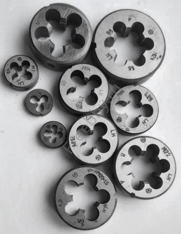 Плашка левая М10х1,25LH, 9ХС, 30/11 мм, мелкий шаг, ГОСТ 9740-71